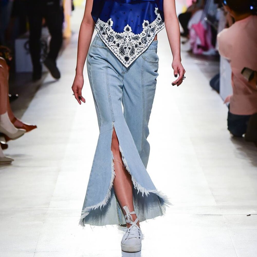 SJYP celebrity fave jeans